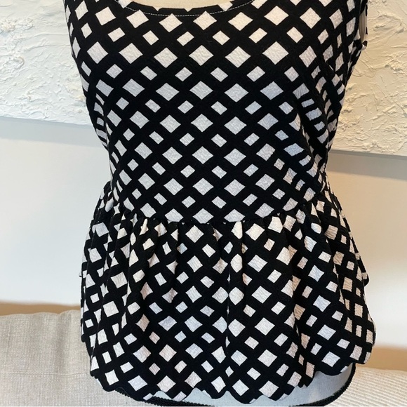 Anthro Postage Stamp Postcard Sleeveless Blouse Ruffle Peplum Black White Sz MP - Picture 2 of 7